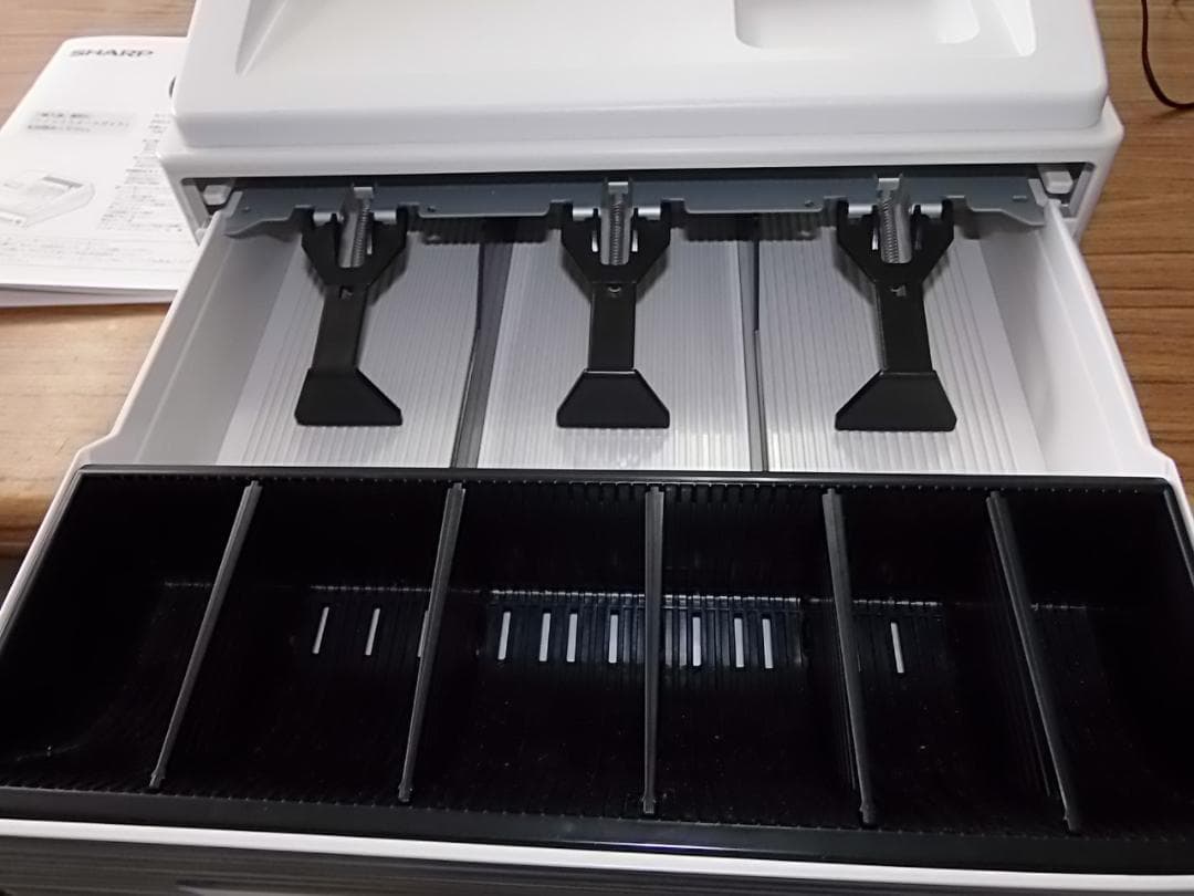 21年製美品130設定無料横型領収証シャープインボイスレジスターXE-A147