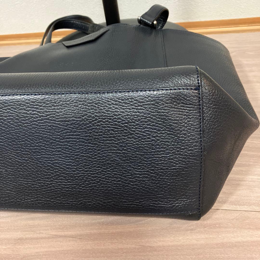 ペッレモルビダ レザー製トートバッグ