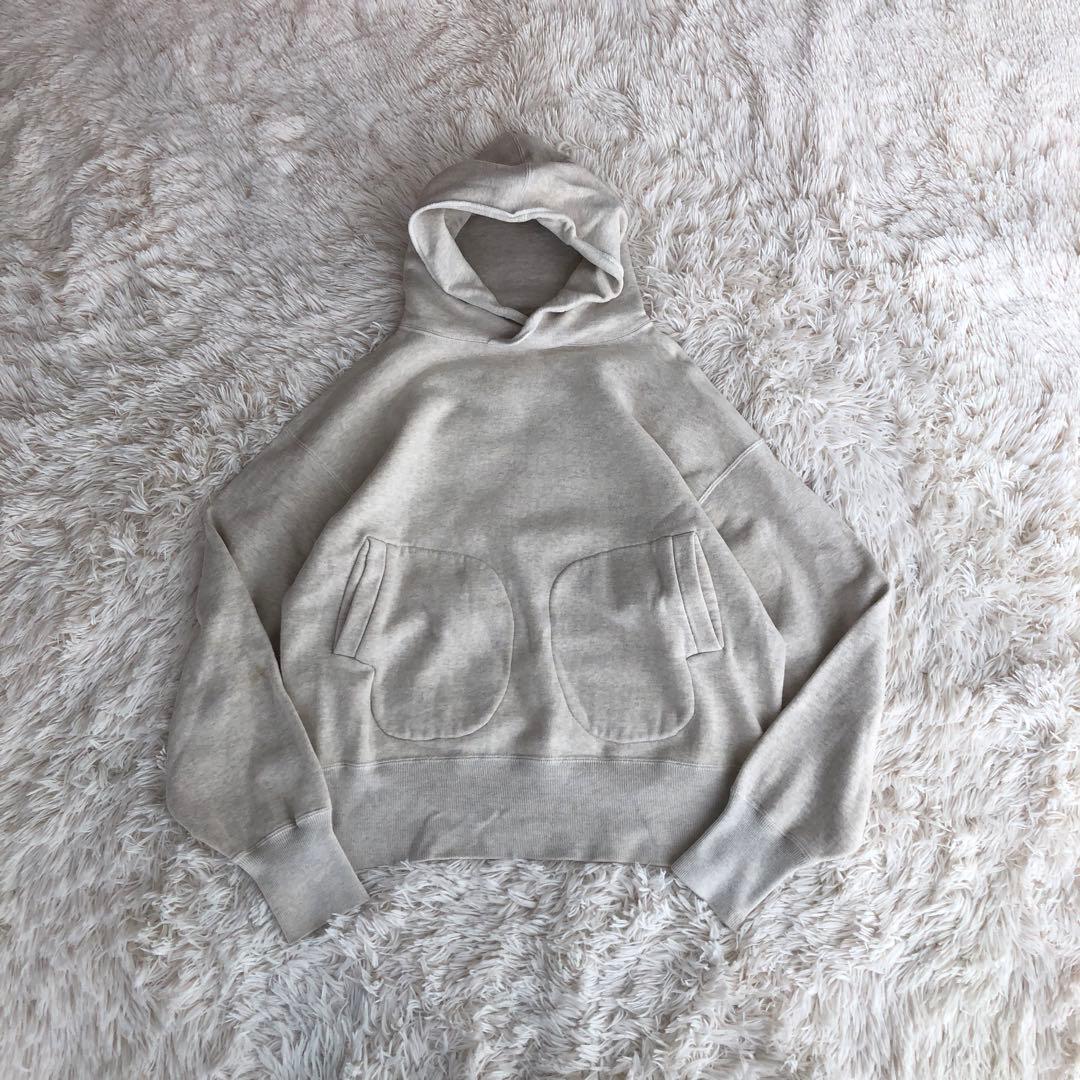 BUTCHER PRODUCTSスウェットパーカーアイボリー限定AT LAST