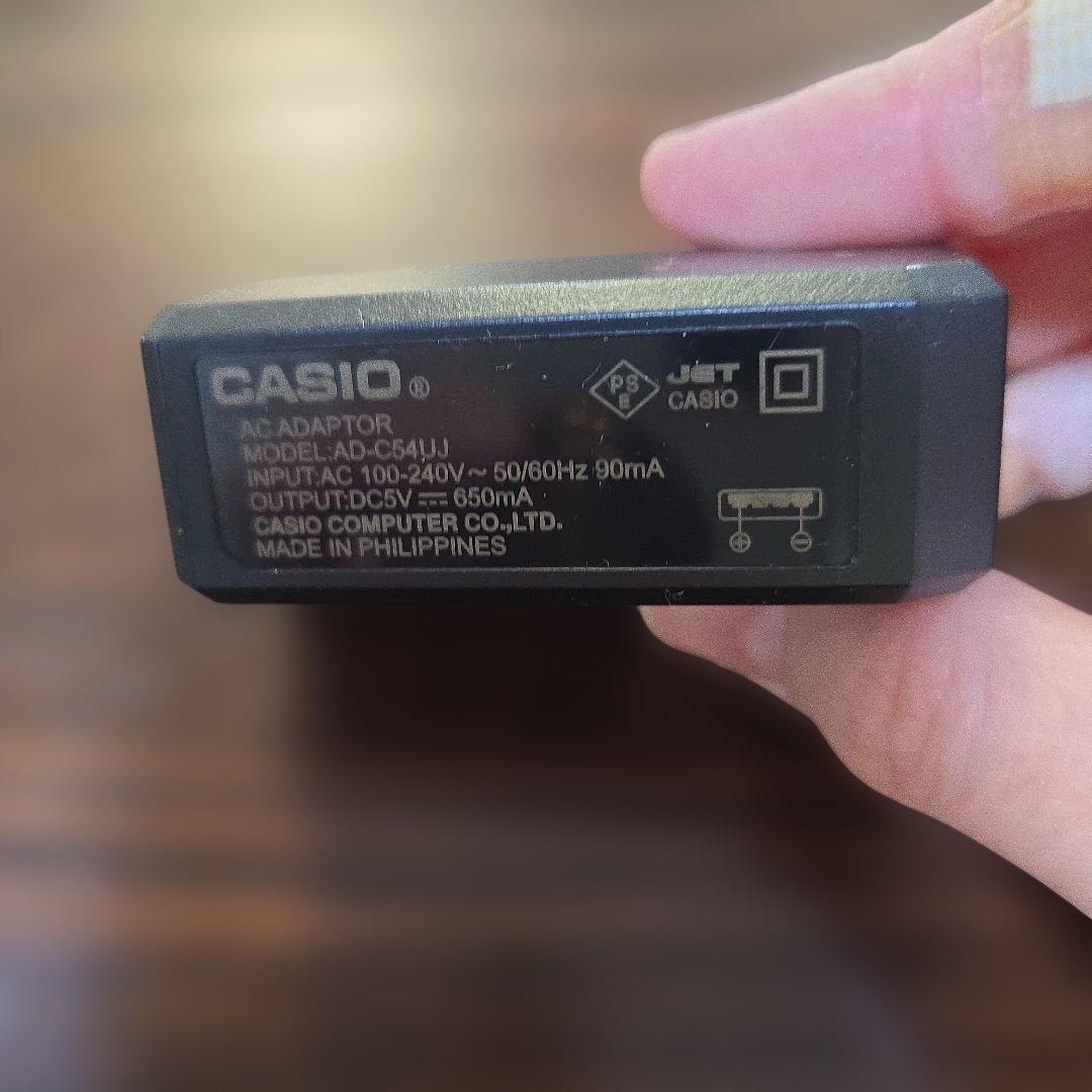 CASIO デジカメ　EX-ZR4000 ホワイト