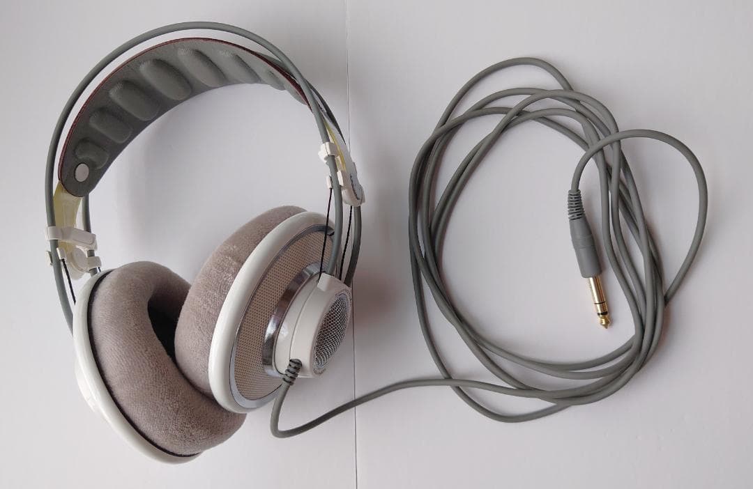 ヘッドホン AKG K701 Headphone