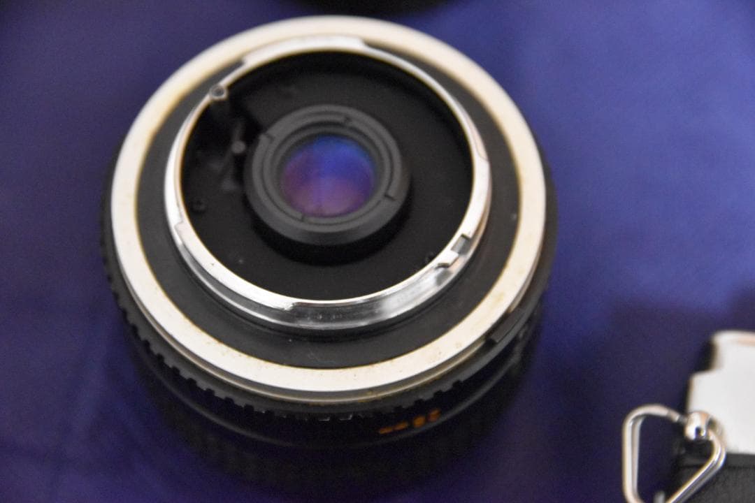 一眼レフフイルムカメラ　ミノルタ　ＳＲ－1+オールドレンズ2本