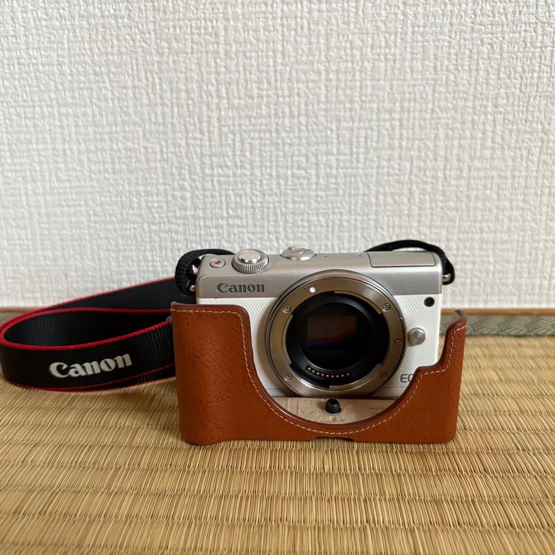 Canon EOS ホワイト ミラーレスカメラ