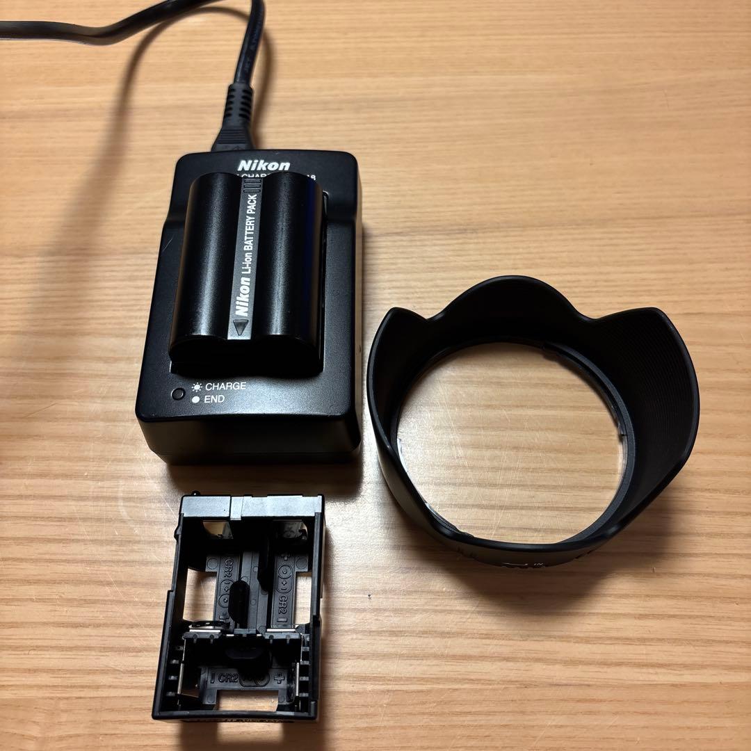 【早い者勝ち】Nikon D70デジタル一眼レフカメラ