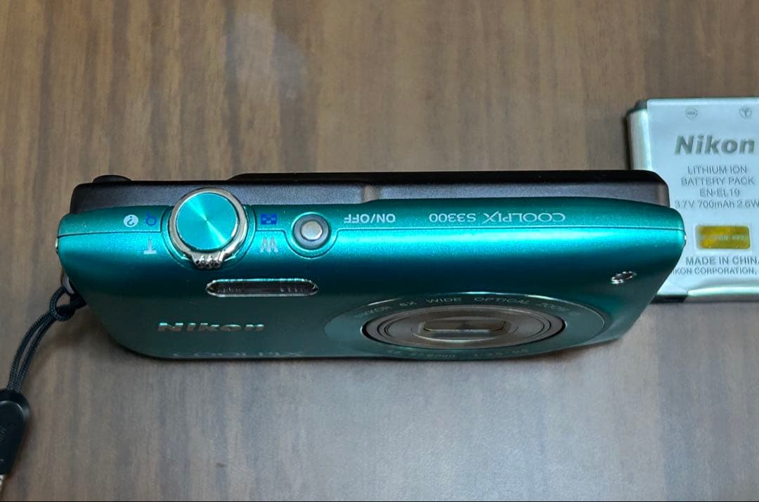 デジタルカメラ Nikon COOLPIX S3300