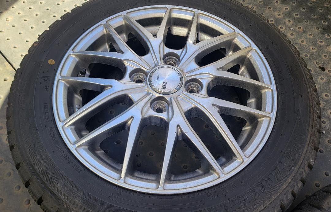 手渡し可■埼玉■社外14インチ＋バリ山スタッドレス 155/65R N BOX