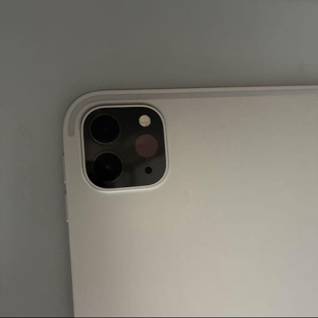 iPad Pro 11インチ 第4世代 Wi-Fiモデル 256GB シルバー