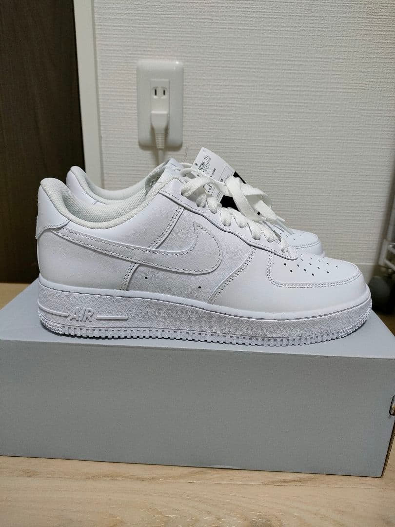 新品未使用 ナイキ エアフォース1 27cm airforce1 cw2288