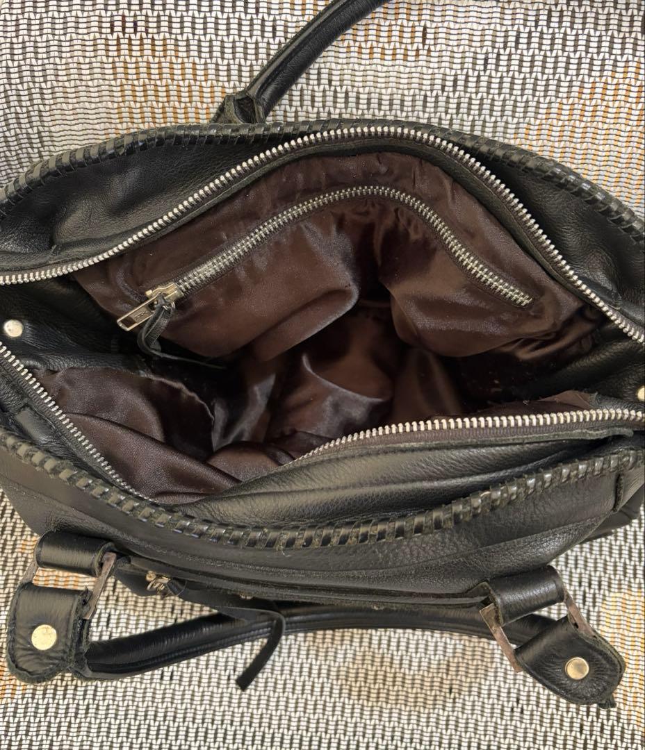 稀少・極美品A&G レザーバッグ シルバーパーツ A4可 ほぼ未使用・天然革