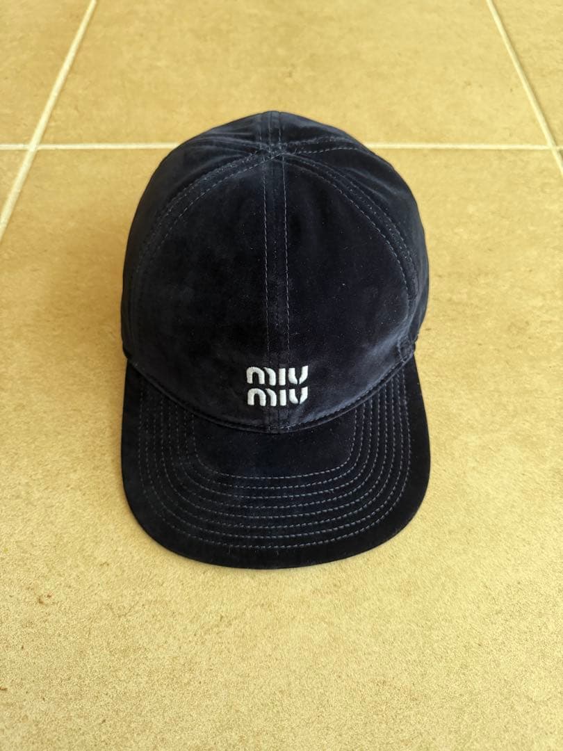 nene（値下げ即購入OKです☺︎） 様　miu miu ベルベット キャップ