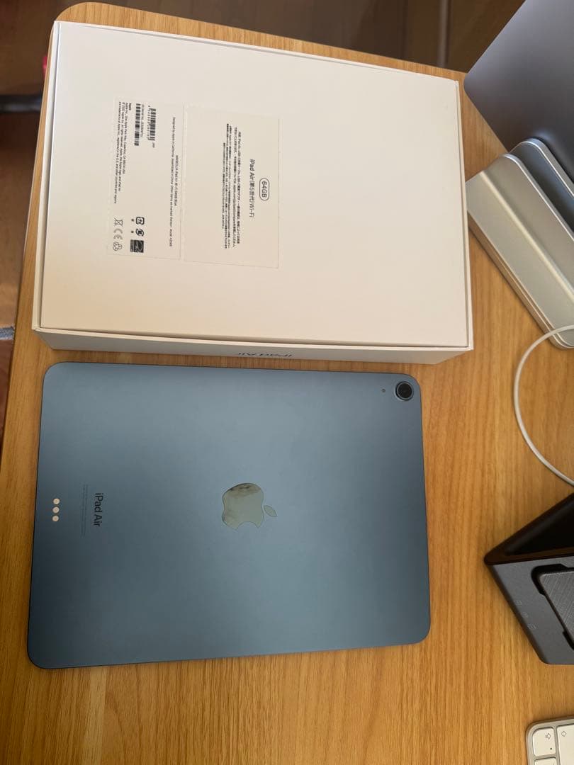 Apple iPad Air (第5世代) ブルー 64GB 他関連機器付き