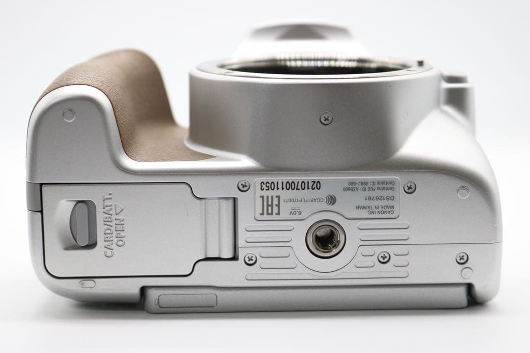 美品 【Canon EOS Kiss X10 レンズセット】 Wi-Fi搭載