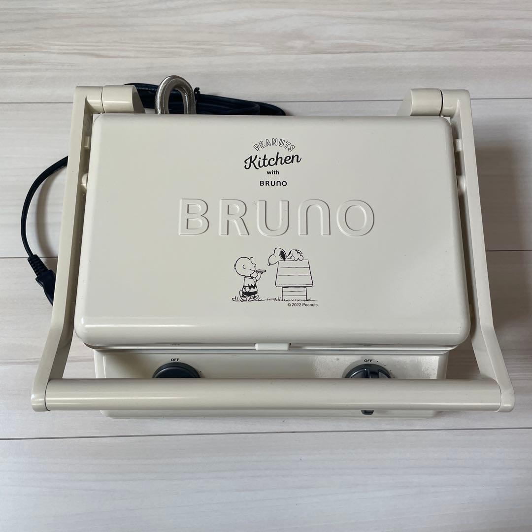 グリルサンドメーカーダブル　PEANUTS BRUNO