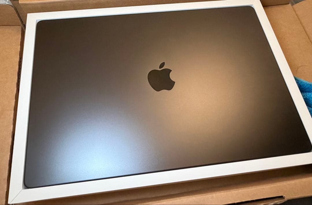 MacBook Pro スペースブラック 16インチ