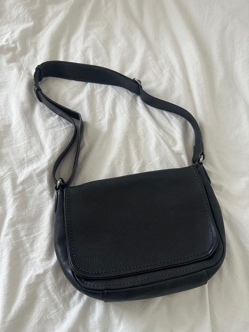 土屋鞄 トーンオイルヌメミディアムショルダー 黒