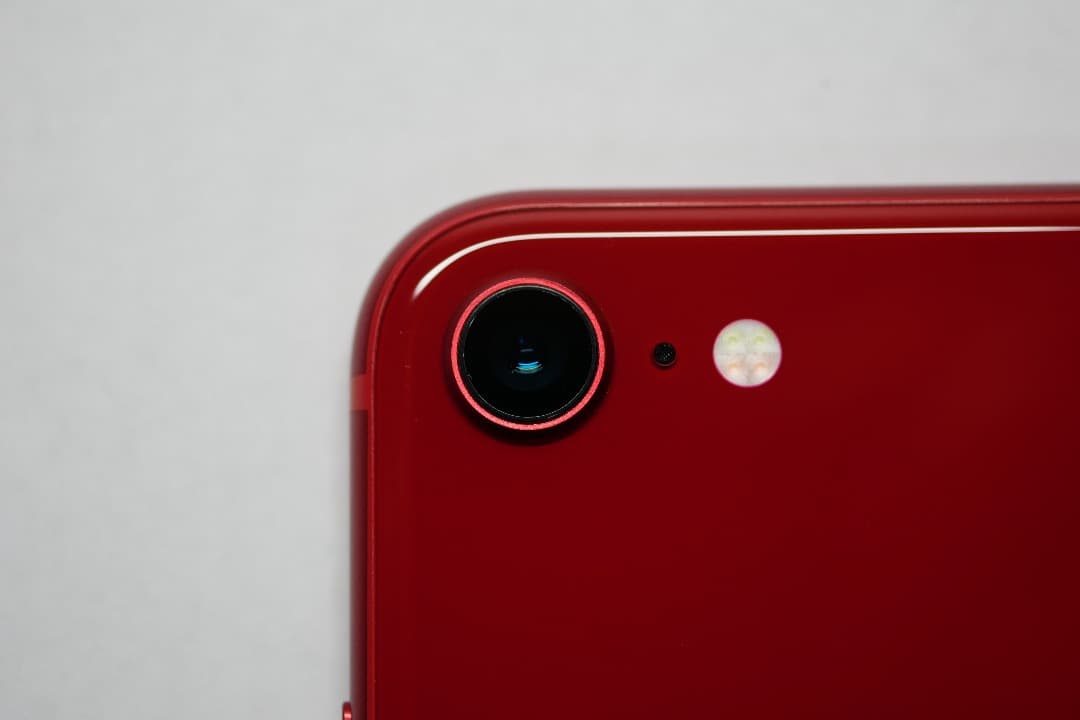 iPhone 8 64GB レッド (本体のみ)