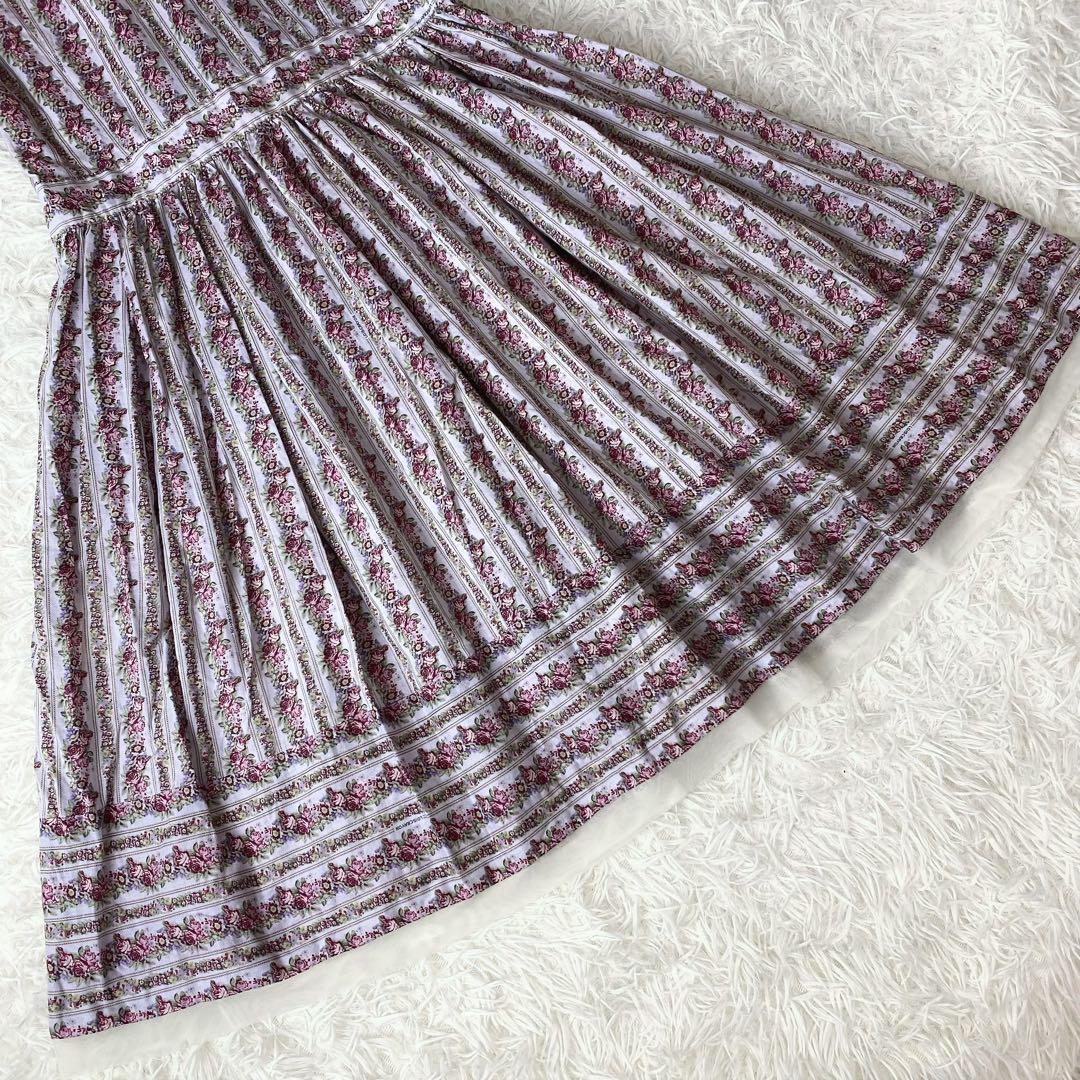 3未使用級！　ロイスクレヨン　バラ柄　アンティーク　フリル　フレア　ワンピース