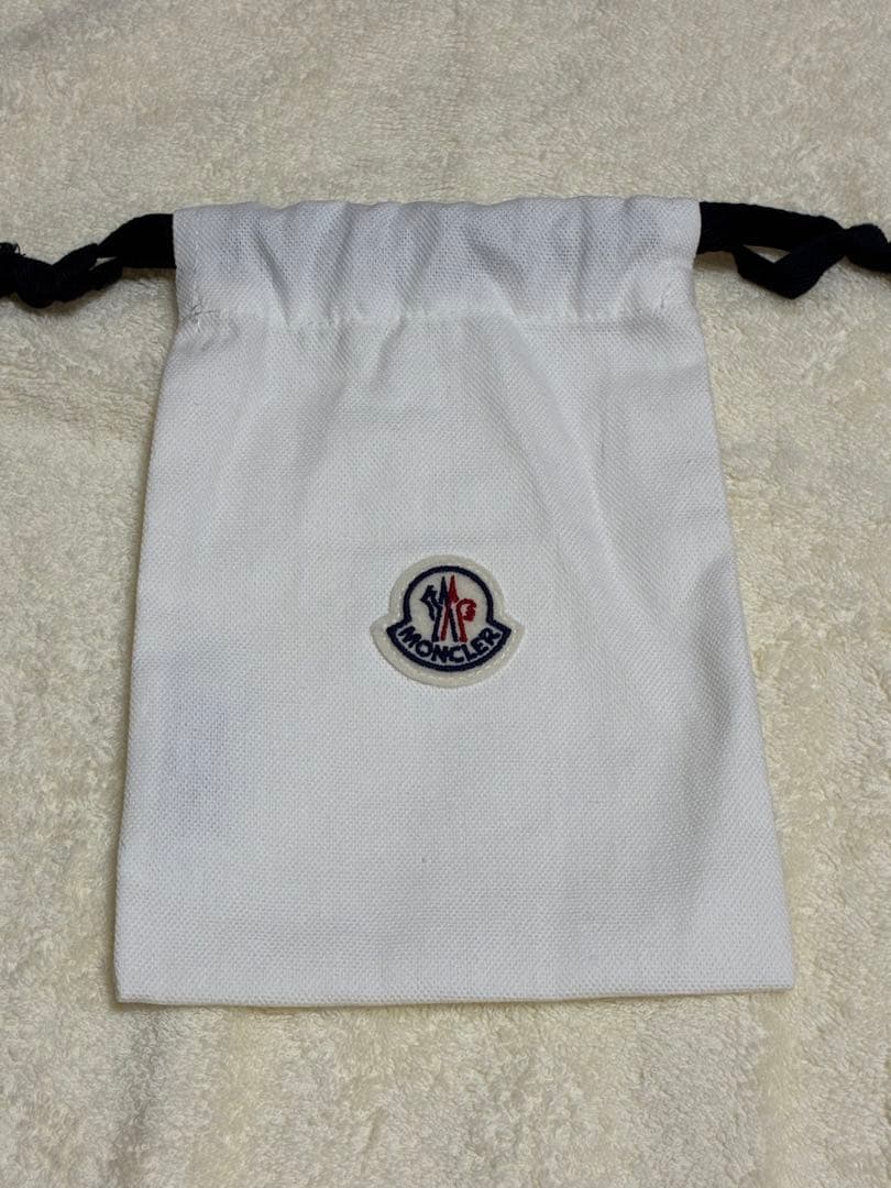 【新品】モンクレール　キーリング　ホワイト