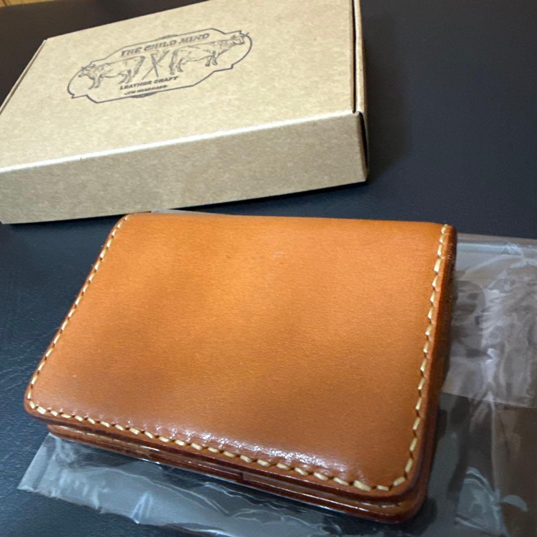 THE CHILD MIND レザーケース 生成り　日光浴済み