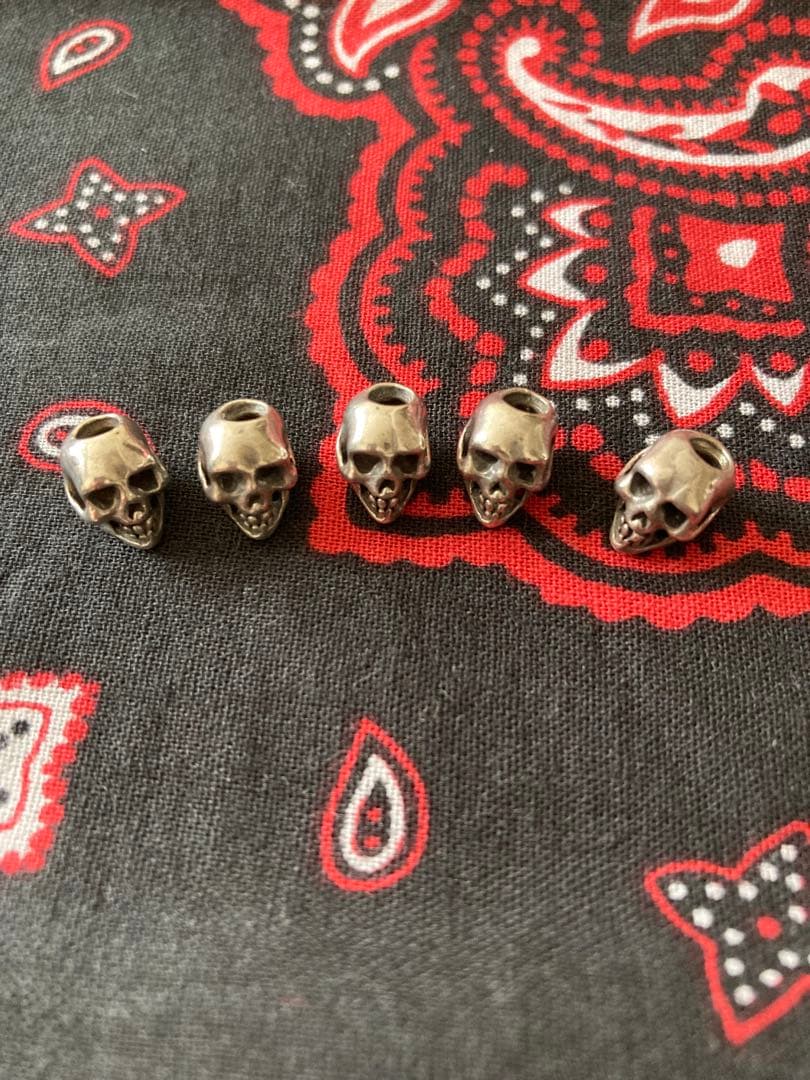 工房あるじゃん　90′sシルバースカルビーズ　激レア