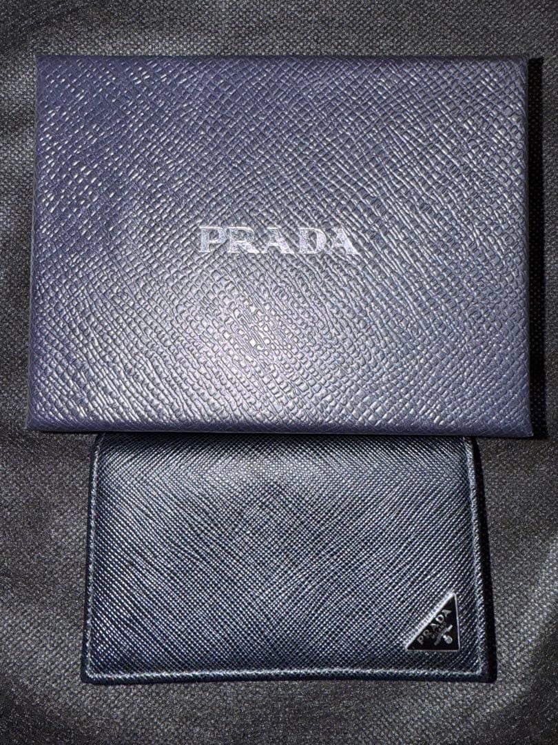 PRADA ブラックレザー 名刺入れ【週末限定セール】