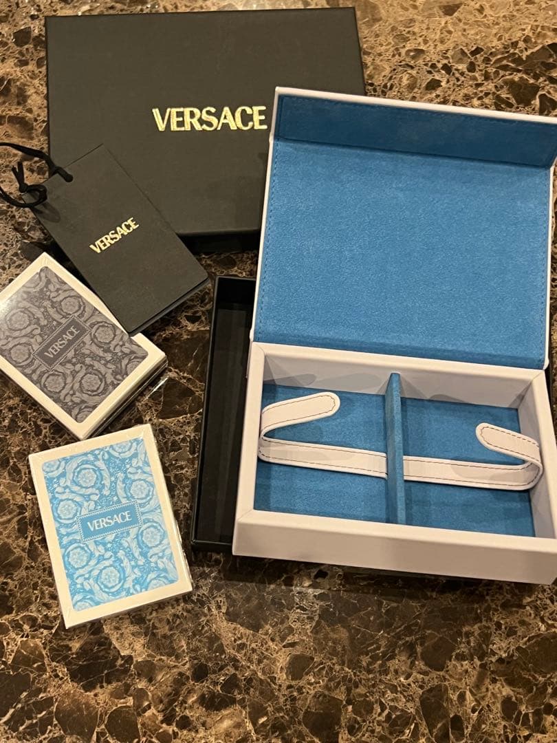 【新品】VERSACE メドゥーサ トランプ ボックス セット