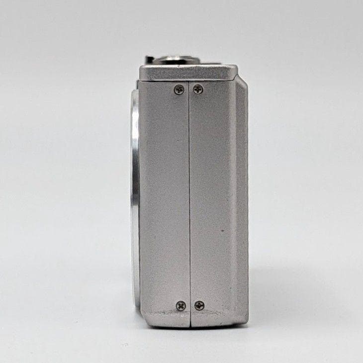 【美品】RICOH R10 シルバー