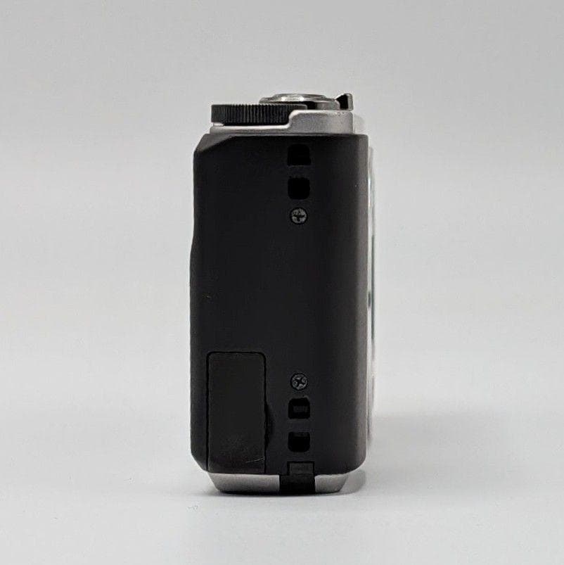 【美品】RICOH R10 シルバー