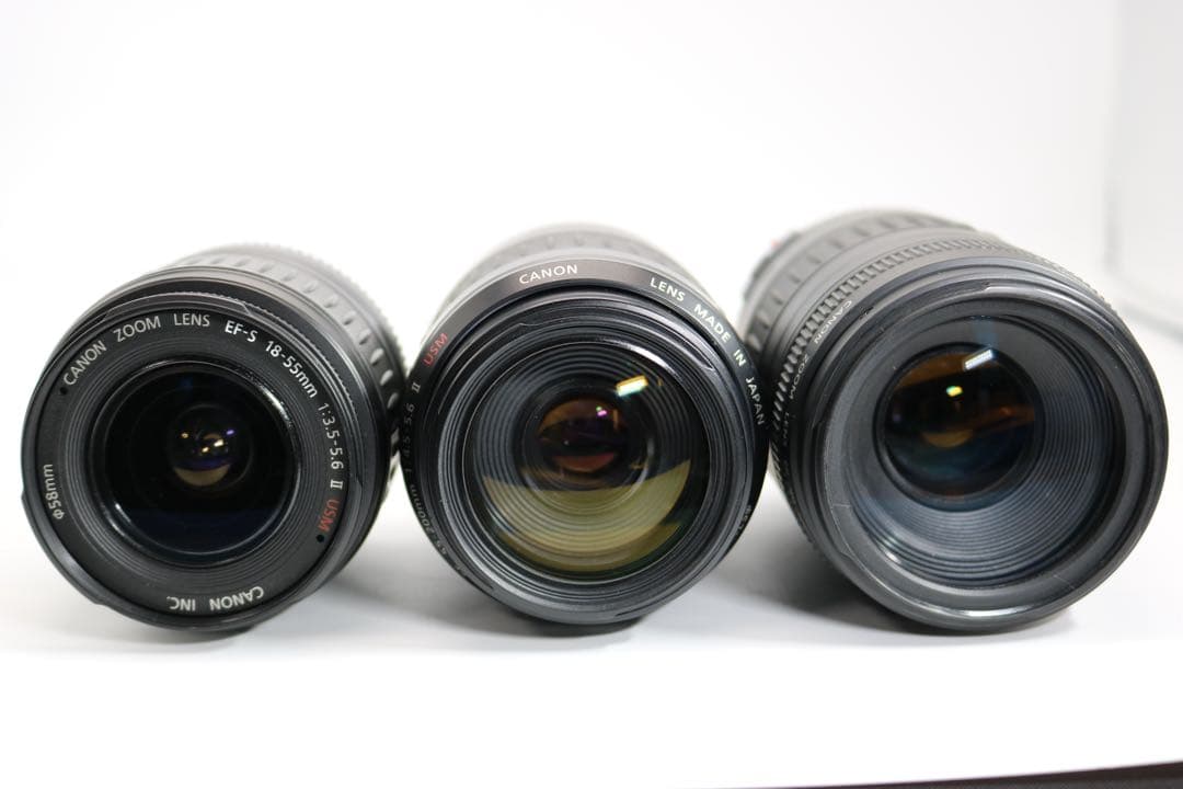 超美品　【Canon EOS Kiss X9i トリプルレンズセット】 安心取引