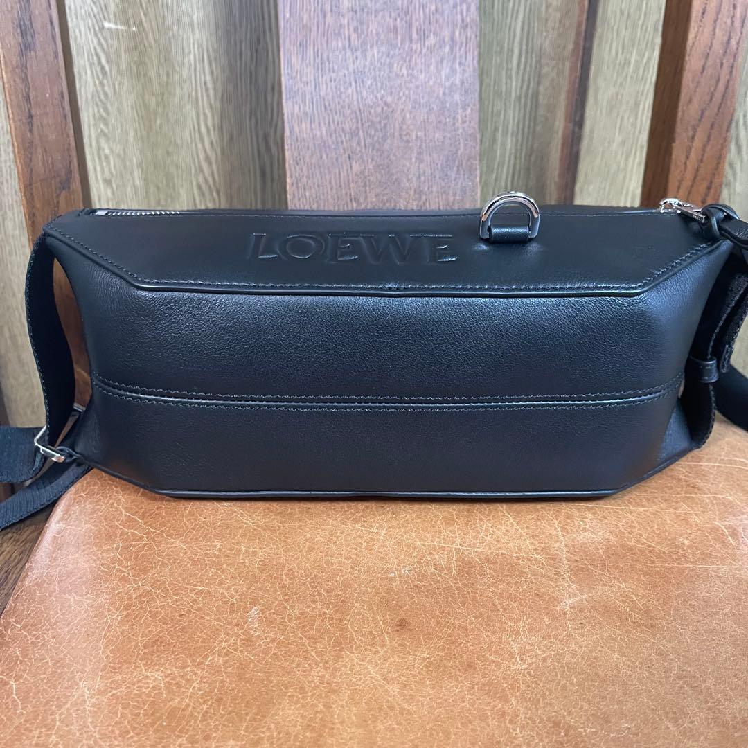 極美品 LOEWE ロエベ ボディバッグ サコッシュ コンバーチブル