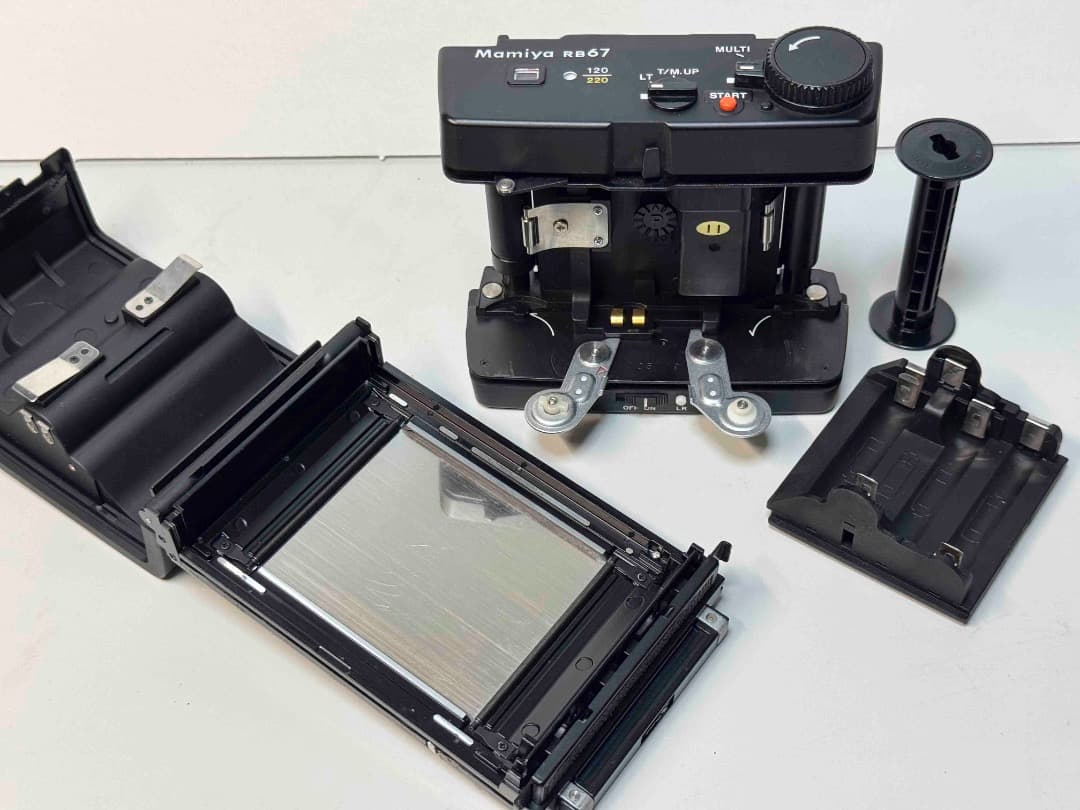 MAMIYA マミヤ RB67 電動フィルムホルダー（モータードライブ）