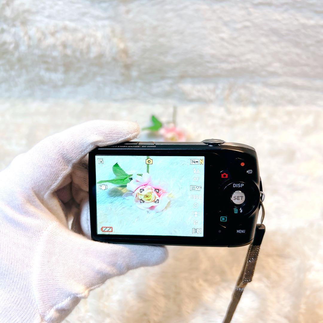 CASIO EXILIM EX-Z2000 ブラック　コンデジ　デジカメ