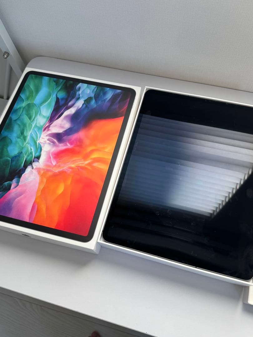 iPad Pro 12.9インチ 第4世代　Apple Pencil付き