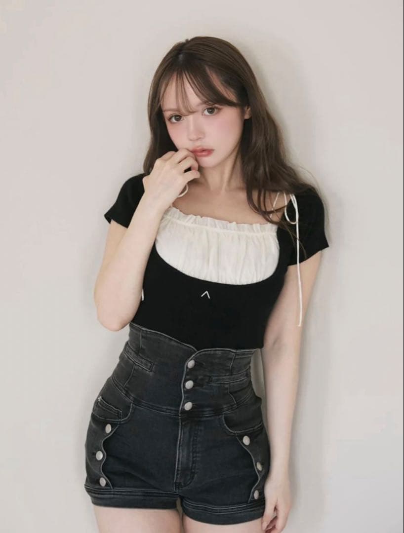 【新品未使用】 ANDMARY Mew frill tops black