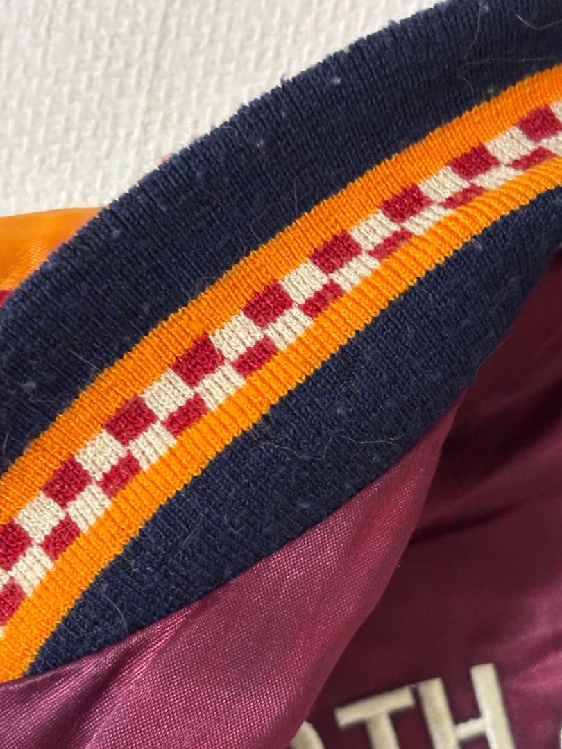 スカジャン バーガンディ オレンジ刺繍