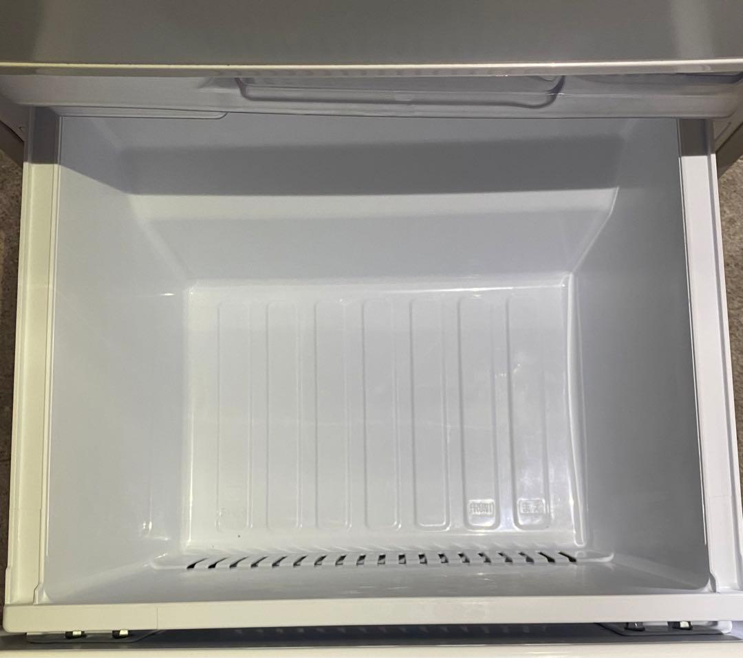 三菱　ノンフロン冷凍冷蔵庫　MR-P15E-S1 2020年製　146L