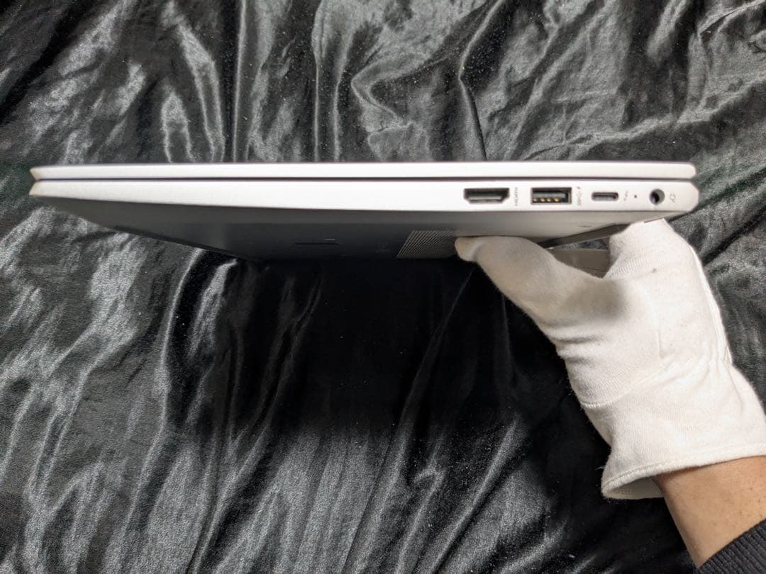 訳アリ　HP EliteBook 630 G9 1235U 16GB 256GB