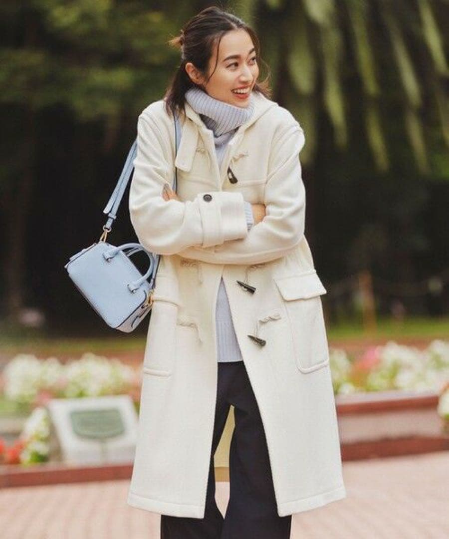 【美品】23区 ヘリンボーン ダッフルコート　アイボリー Mサイズ