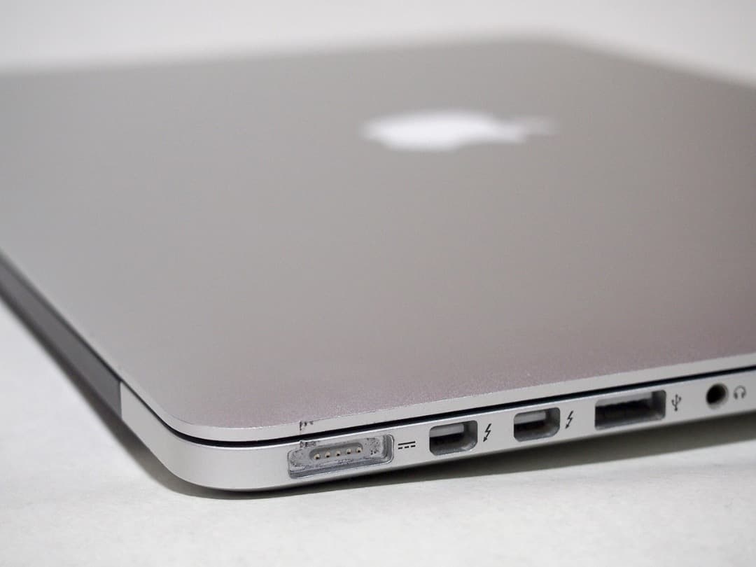 ☆☆動作良品 MacBook Pro 2015 15インチ 16G/128G☆☆