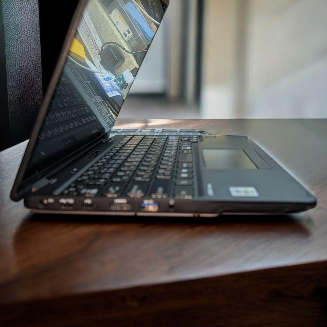 Windowsノート本体 FUJITSU LIFEBOOK U9310X/D Core i5 10310U