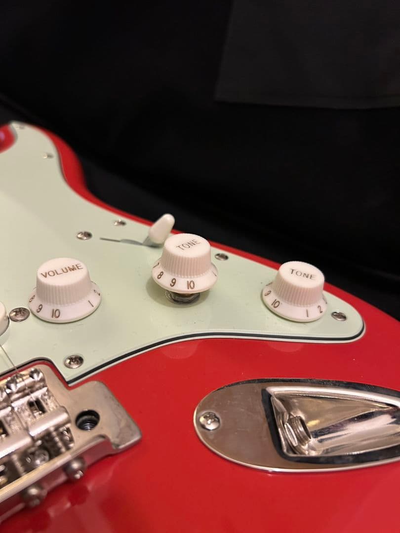 Squier FSR Classic Vibe 60s 限定カラー　ケース付