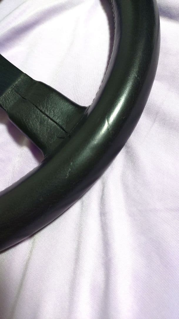 【MOMOステアリング】マリオ・アンドレッティモデル (ホーンボタン&パッド付)