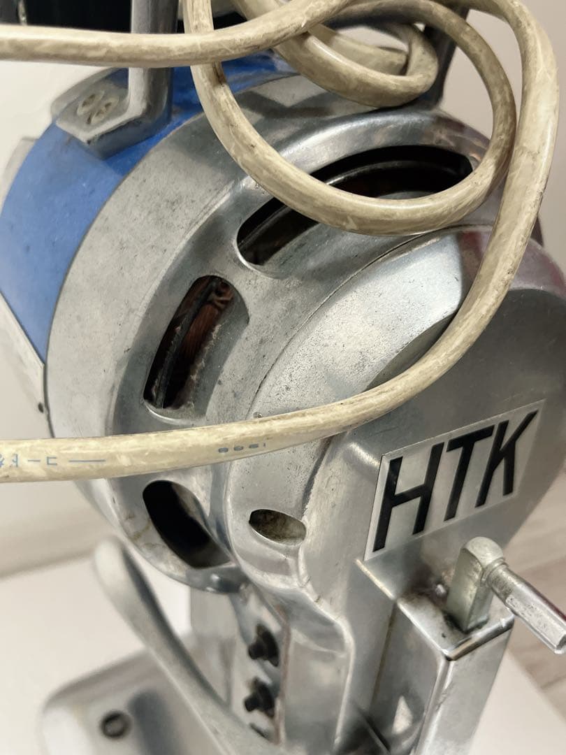 竪刃型裁断機　HITAKA INDUSTRIAL クロスカッター　手芸