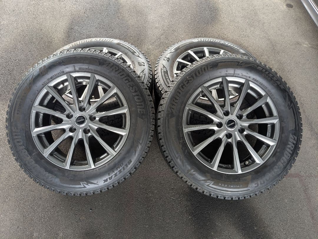 Z*ー様 2023年製　ブリジストン　DM-V3 225/65R17