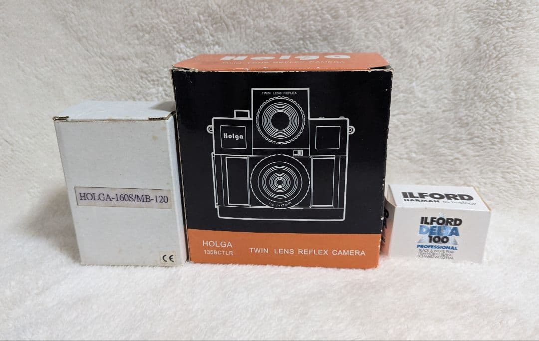 【トイカメラ】HOLGA135BC TLR+ストロボセット　おまけ付き