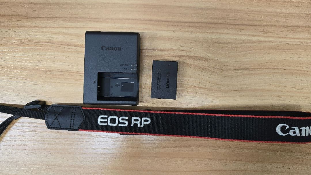 得*し様 Canon EOS RP ミラーレスカメラ