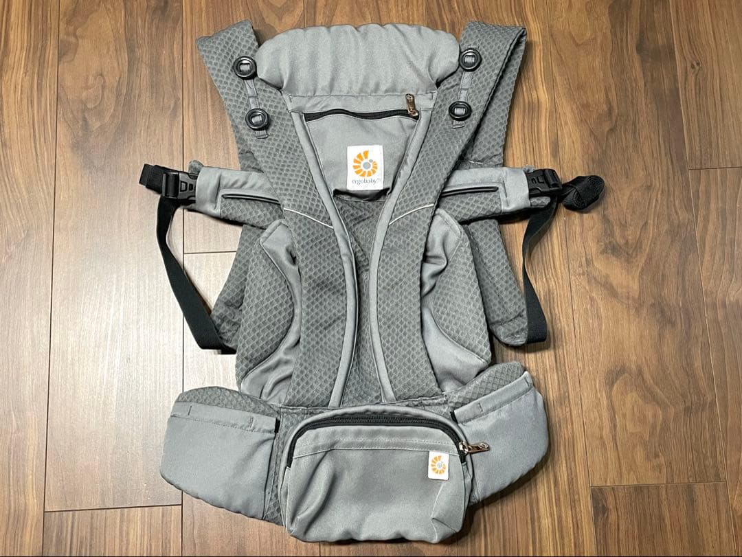 【coco】エルゴ　オムニブリーズ グラファイトグレー