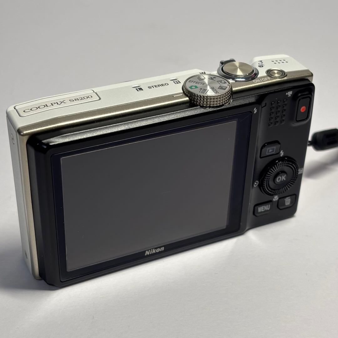 Nikon COOLPIX S8200 充電器 EH-69P