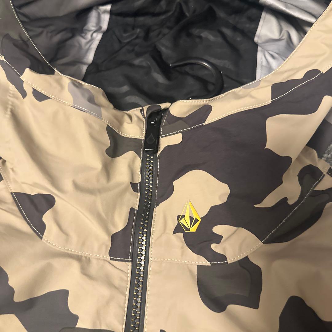 美品　VOLCOM TDS INFRARED GORE-TEX JACKET