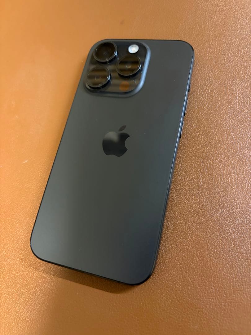Apple iPhone 15 Pro 256GB スペースブラックSIMフリー